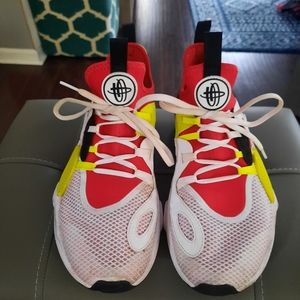 Nike Edge Basketball Shoes